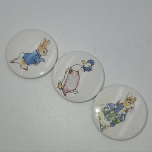 Lot of 3  Beatrix Potter's Peter Rabbit  pins pinbacks buttons Easter Spring